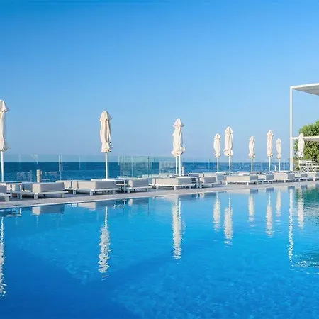 Dimitra & Resort