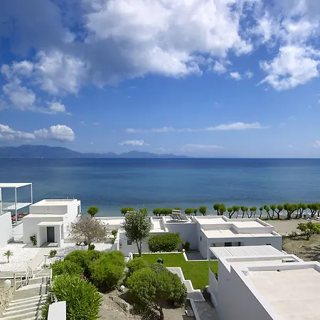 度假村 Dimitra & 5*