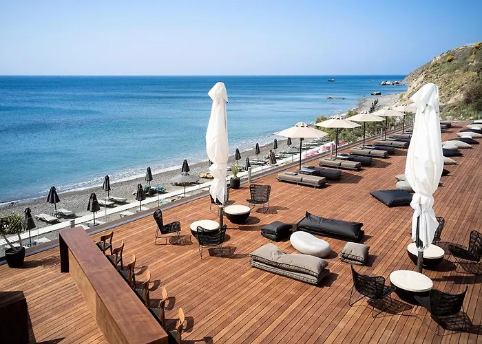 Semesteranläggning (resort) Dimitra & 5*
