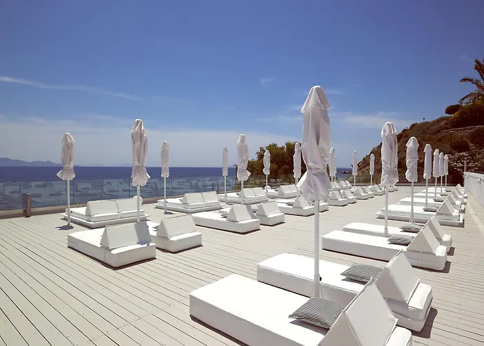 Dimitra & Semesteranläggning (resort) 5*