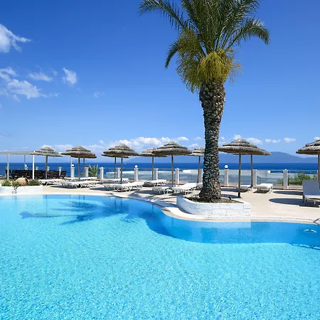 Dimitra & Ágios Fokás