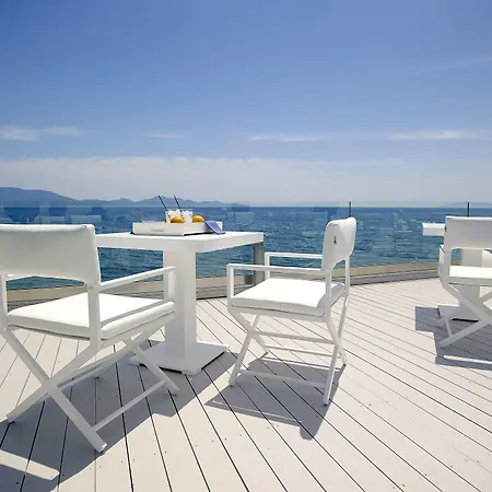 Dimitra & Station touristique