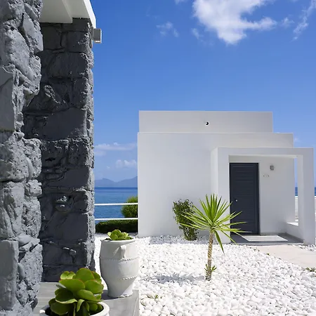 リゾート Dimitra & Ágios Fokás