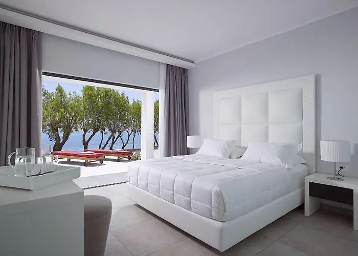 Dimitra & Ágios Fokás